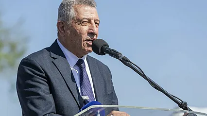 İzmir Güzelbahçe Belediye Başkanı Mustafa Günay Görevden Uzaklaştırıldı