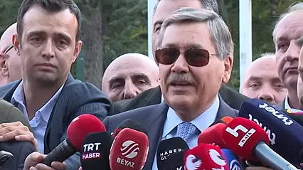 Melih Gökçek İfade Verdi: Sakız Çiğnemesi Gündem Oldu