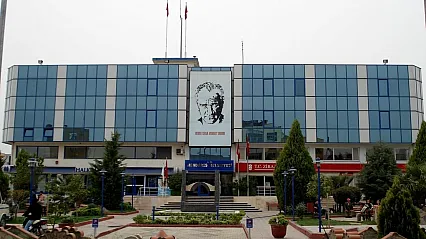 Menderes Belediyesi, AK Parti'ye Geçti