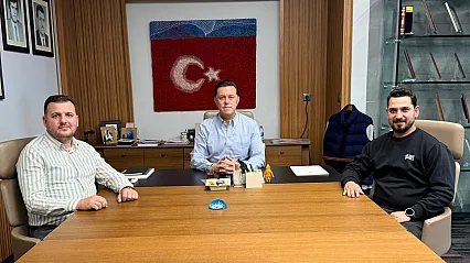 Milletvekili Hatipoğlu, Görev Süreleri Tamamlayan İlçe Başkanları İle Buluştu