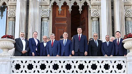 Muhafazakar Muhalefeti Buluşturan Kare