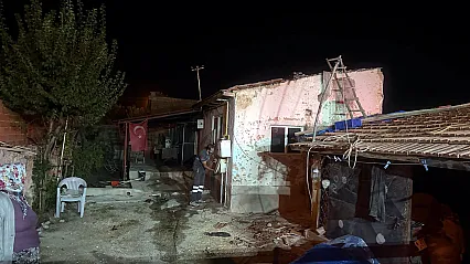 Ocakta Unutulan Yemek Evi Kül Etti