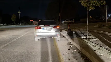 Pencere Almaya Gitti, Aracından Uyuşturucu Çıktı, 200 Bin Tl De Ceza Yedi
