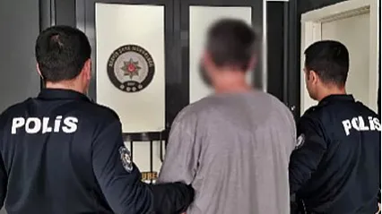 Polis 3 Farklı Dosyadan Aranan Kişiyi Yakaladı