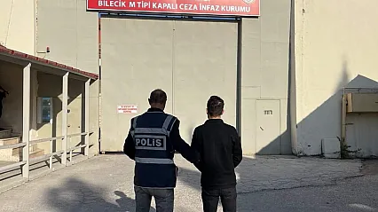 'Adınıza Kredi Çekildi' Dedi, 6 Bilezik ve Altınları Götürdü
