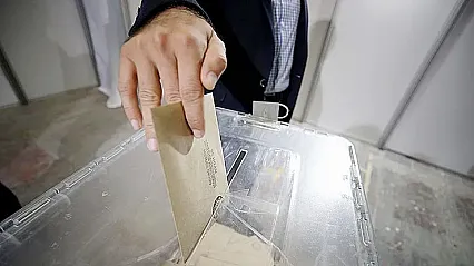 Yeni Parti Seçim Anketi'nde Çarpıcı Sonuç: CHP Baraj Altında Kaldı