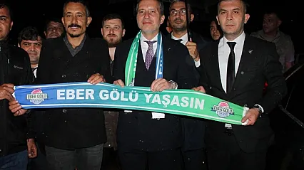 Yeniden Refah Partisi Lideri Erbakan'dan Eber Gölü Hareketine Destek