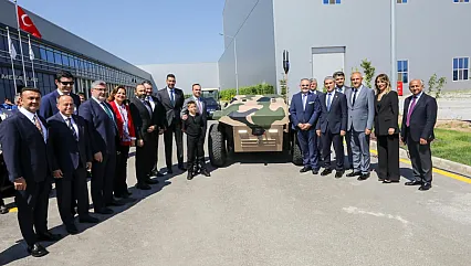 Bakan Kacır, Emirdağ'da Lastik Fabrikasını İnceledi