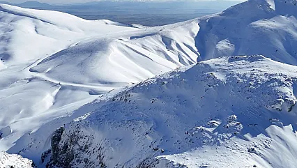 Sultan Dağları'ndaki Kar Kiraza Umut Oldu