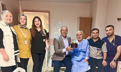 82 Yaşındaki Hastaya Mutlu Sürpriz