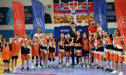Afyon'da Basketbol Coşkusu Zirve Yaptı