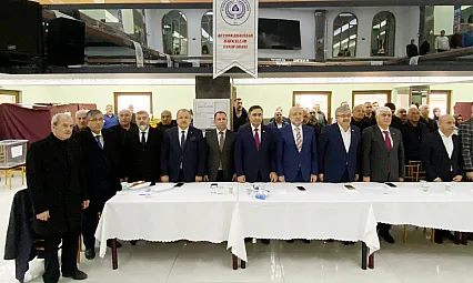 Afyon'da Siyaset ve Esnaf Aynı Salonda: Bakkallar Odası Seçimi Başladı