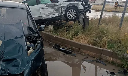 Afyon-Eskişehir Yolu Kana Bulandı
