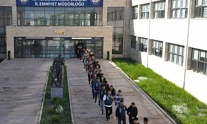 Afyon Merkezli Dev Operasyon: Sahte Reklamlarla Milyarlar Vurdular!