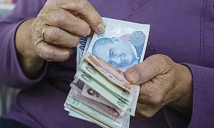 Bekleyiş Sona Eriyor: Emekli Maaşı Farklarının Yatırılacağı Tarih Belli Oldu