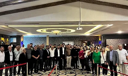 CHP... Ankara ve İstanbul Gergin, Afyon'da Davul Zurna