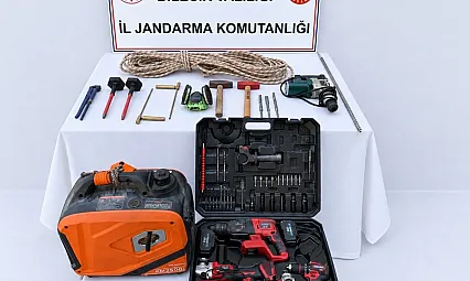 Define Avcılarına Suçüstü! 5 Kişi Yakalandı