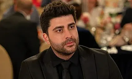 Doğukan Güngör Kızılcık Şerbeti Ekibi İle Bir Arada