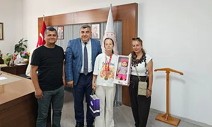 Özel Sporcu'ya Özel Şampiyonluk Kutlaması