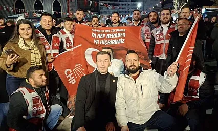 'Partimizin Ve Liderimizin Yanındayız'