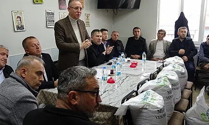 Tavşanlı'da Üreticilere Tohum Ve Gübre Desteği