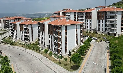TOKİ Afyonkarahisar'da 3 Konut, 12 İşyeri Satacak