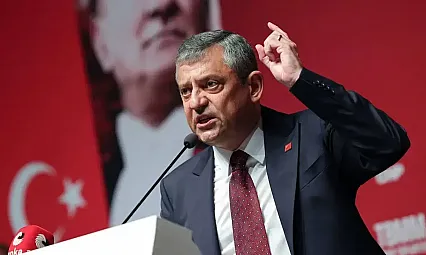 Yeni Parti'de İsim Krizi: İsim Değişecek Mi? İttifak Mı Kurulacak?