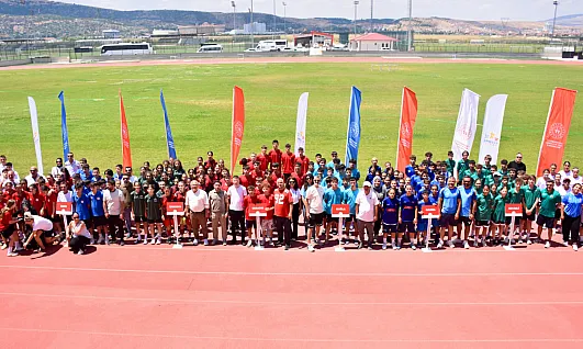 8 Farklı İlden Futbol Takımı Afyon'da