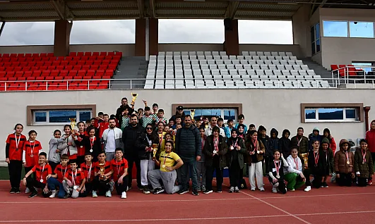 Afyon'da Geleceğin Usain Bolt'ları Yetişiyor