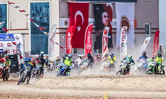 Afyon Motor Sporları Merkezi'nde Büyük Heyecan