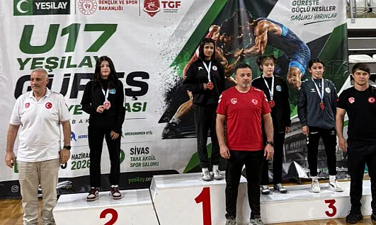 Afyonlu Sporculardan Madalya Yağmuru