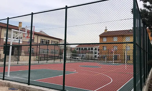 Hangi Okullara Basketbol, Voleybol Ve Futbol Sahası Yapılacağı Açıklandı