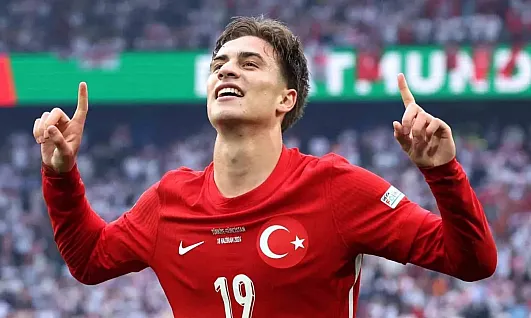 İtalya Basını Kötü Haberi Duyurdu: Milli Takımda Kenan Yıldız Şoku Yaşanıyor!