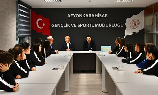 Milli Güreşçilere Çok Özel Tebrik