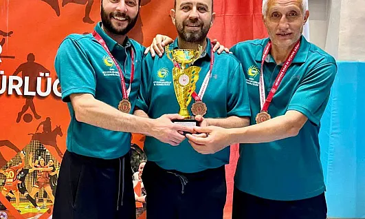 Tarım Ve Orman Müdürlüğü Takımı Teniste İl 3. Oldu