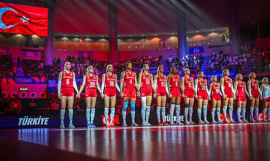 Voleybol Heyecanında Geri Sayım: Filenin Sultanları CEV Avrupa Şampiyonası'na Gün Sayıyor