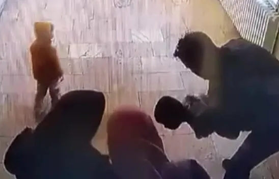 4 Yaşındaki Çocuk, Öğretmenin Heimlich Manevrası İle Hayatta Kaldı