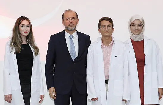 AFSÜ'de 216 Hekim Adayı Beyaz Önlük Giydi