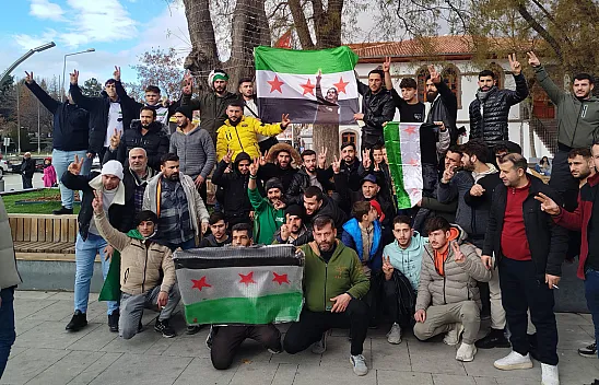 Afyon'daki Suriyeliler, Kutlama Yapıyor