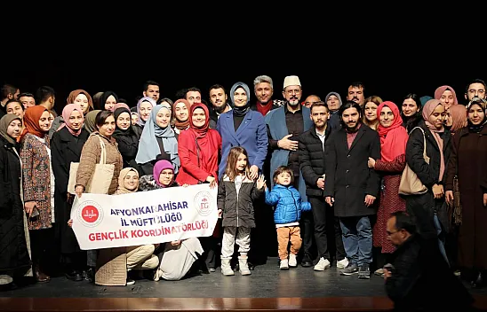 “Afyon sucuk ve kaymakla övündüğü kadar güzel insanlarıyla da övünmeli”