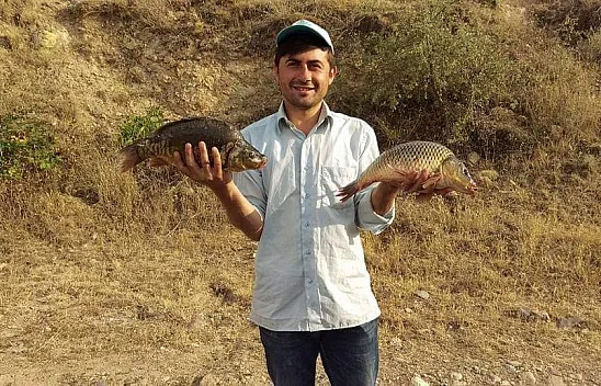 Balık tutmak için gittiği gölete düşüp boğuldu