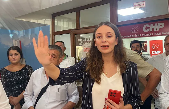 CHP Afyon'da Seçim İptal Edildi: Salon Karıştı, Partililer Birbirine Girdi