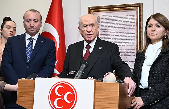 İzzet Ulvi Yönter'in İstifasına Bahçeli'den Açıklama Geldi