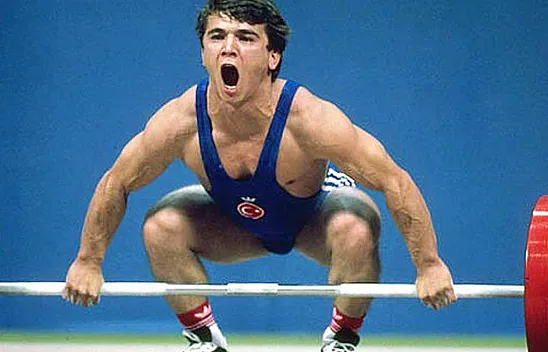 Naim Süleymanoğlu En Fazla Kaç Kilo Kaldırdı?