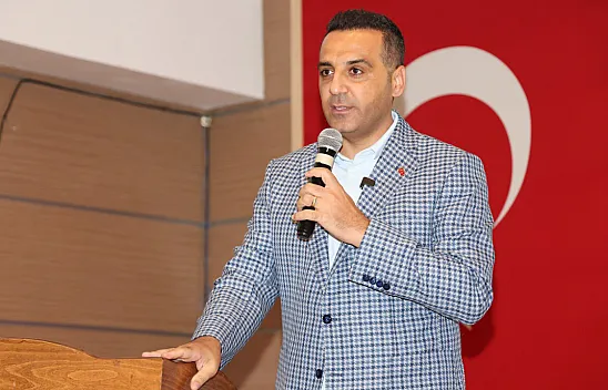 Onur Emrah Yıldız Kimdir? Çiğli Belediye Başkanı Onur Emrah Yıldız Hangi Partiden, Nereli, Kaç Yaşında?