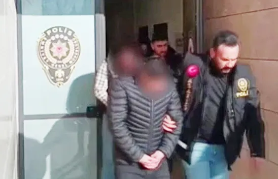 Şantaj Ve Gasp Çetesini Afyon Polisi Çökertti