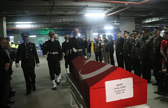 Şehit Eşinin Acı Yakarışı... 'Önderim Niye Gittin'