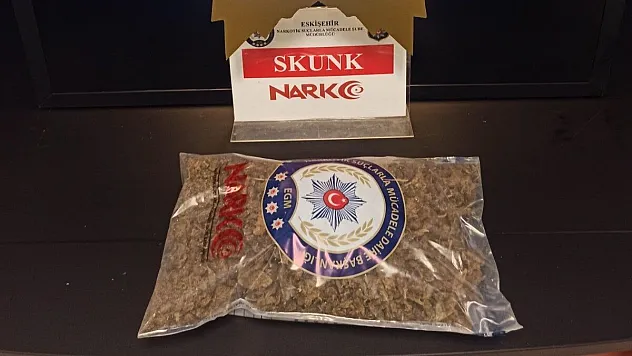 1 kilogram esrar ele geçirildi