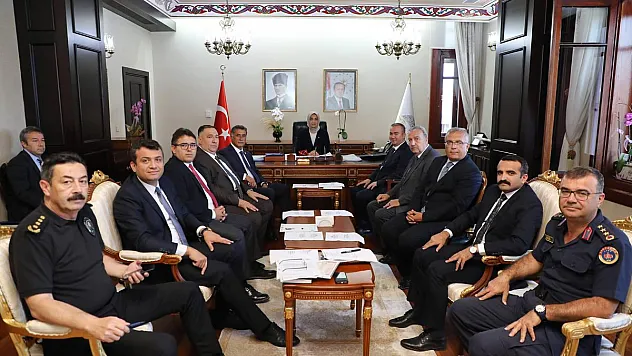 100. Yıl için birliktelik toplantısı
