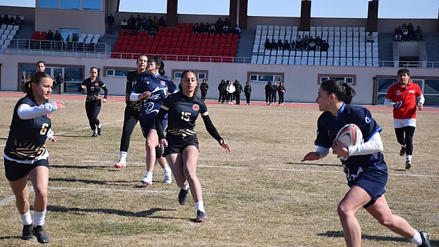 11 İlden 33 Takım Afyon'da Ragbi Oynadı